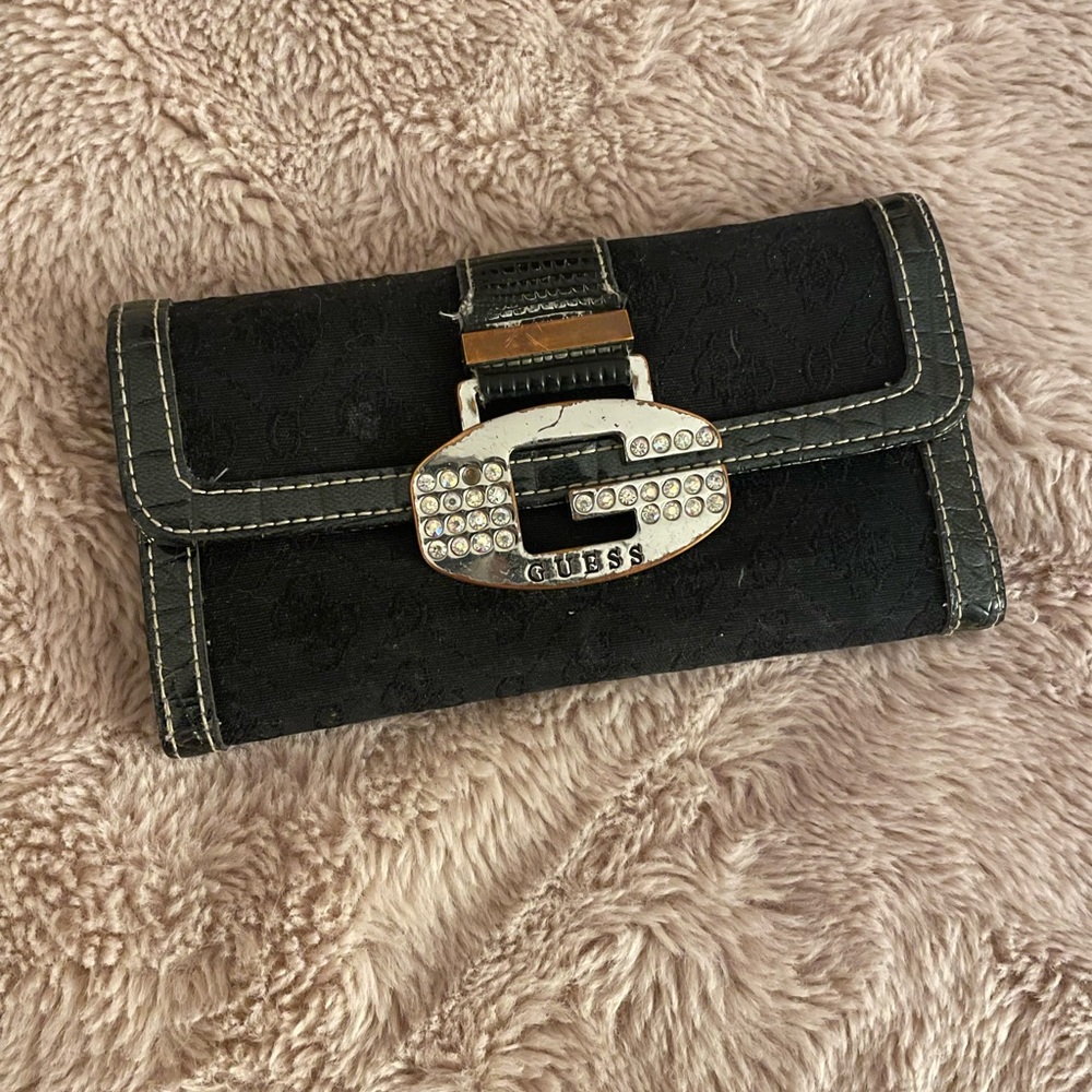 GUESS Wallet‎ - Picture 2 of 4